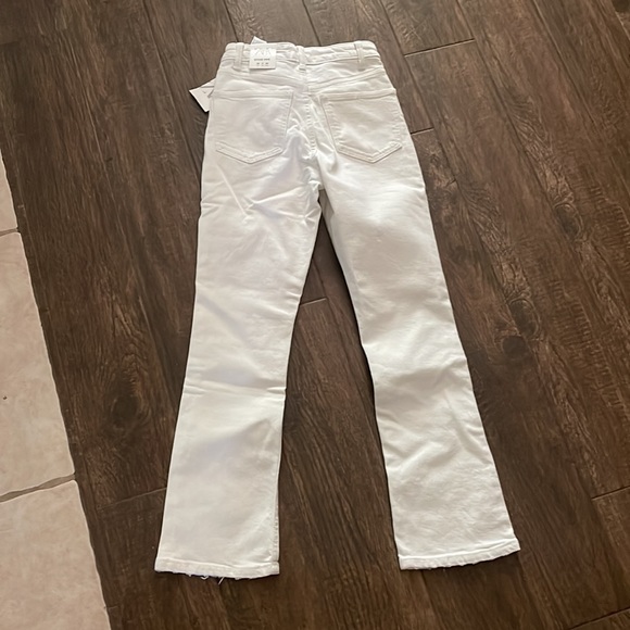 Brand new Zara high-rise ankle length white jeans. - Picture 2 of 3